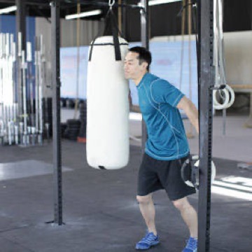 Heavy Bag Thrust: posición inicial