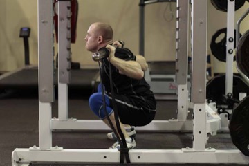 Squat with Bands: posición final