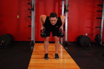 Remo con kettlebell: posición final